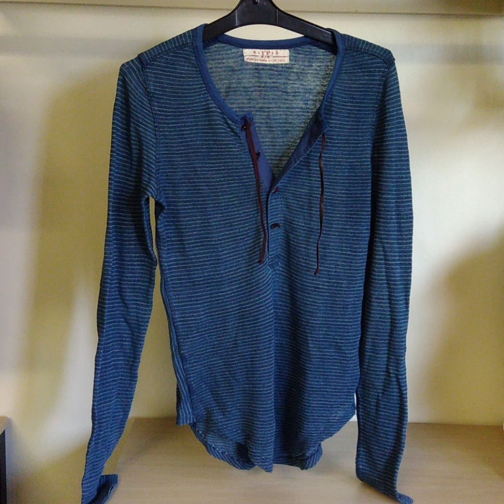 Free People Long sleeves shirt
